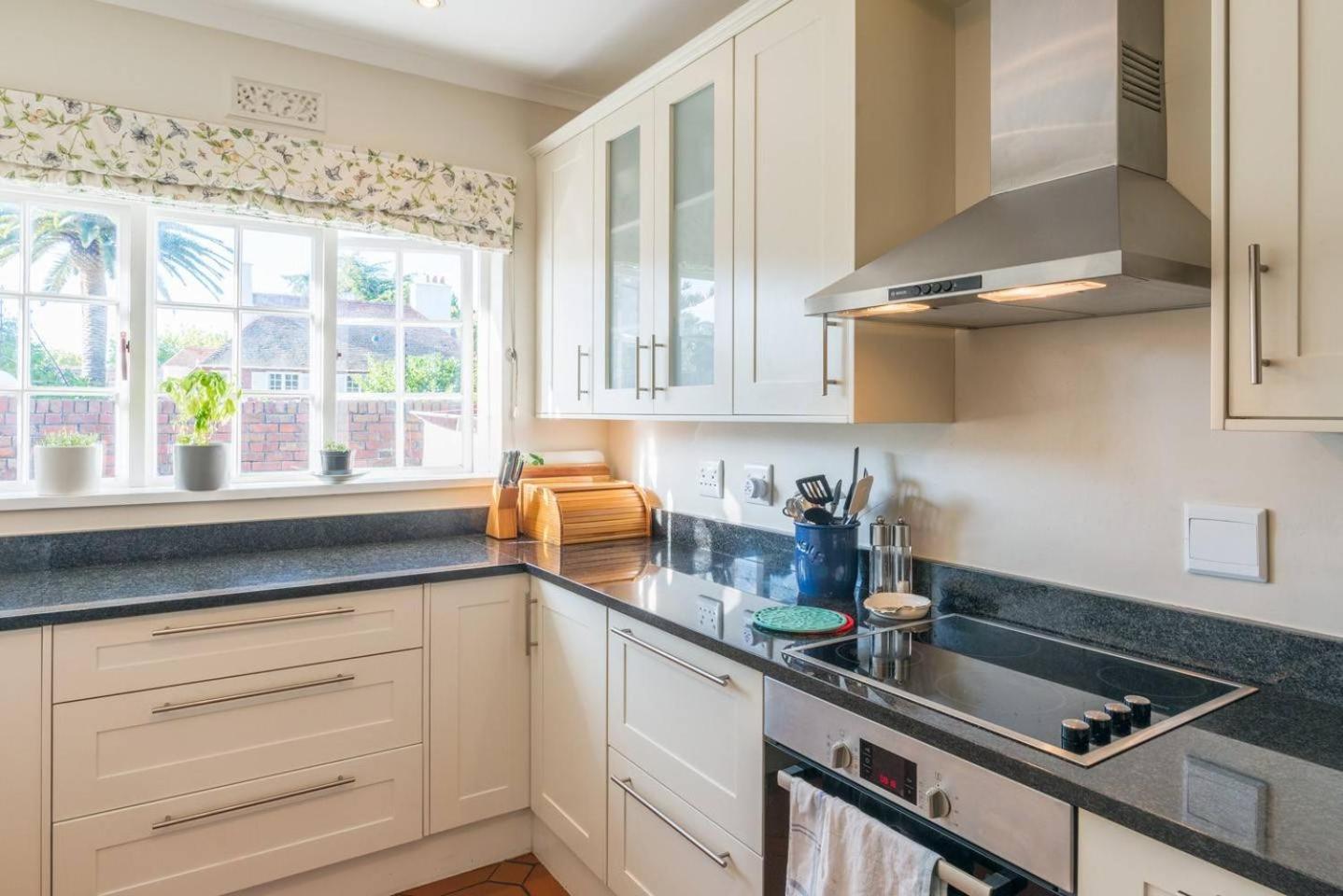 Apartment E Stamford Road Cape Town